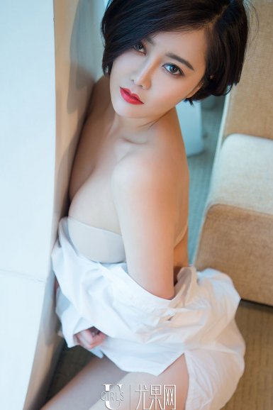 叶一茜重拍婚纱照 森碟爸爸去哪儿了?:球王会体育(图1) 球王会官网入口