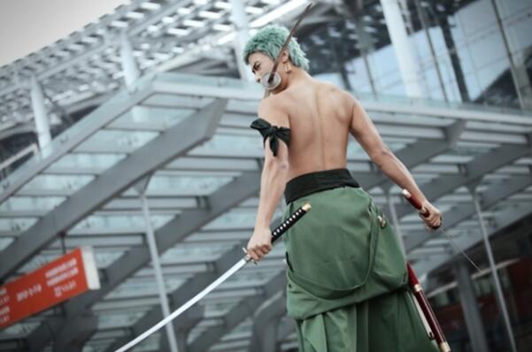 【球王会官网】易烊千玺杂志封面曝光,千禧一代成年,用实力与岁月对话(图4) 球王会